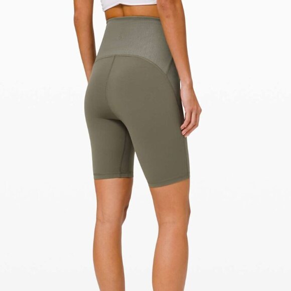 Lululemon Blissful Bend Super High-Rise Short 8" Army Green - Picture 5 of 5